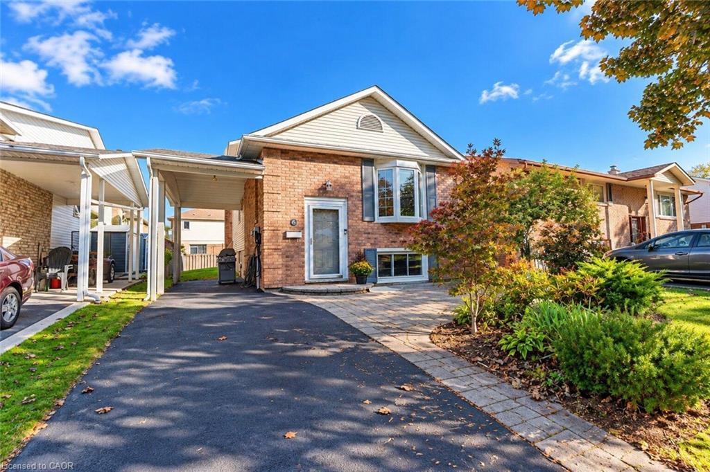 6 Sandra Crescent Property Photo 1