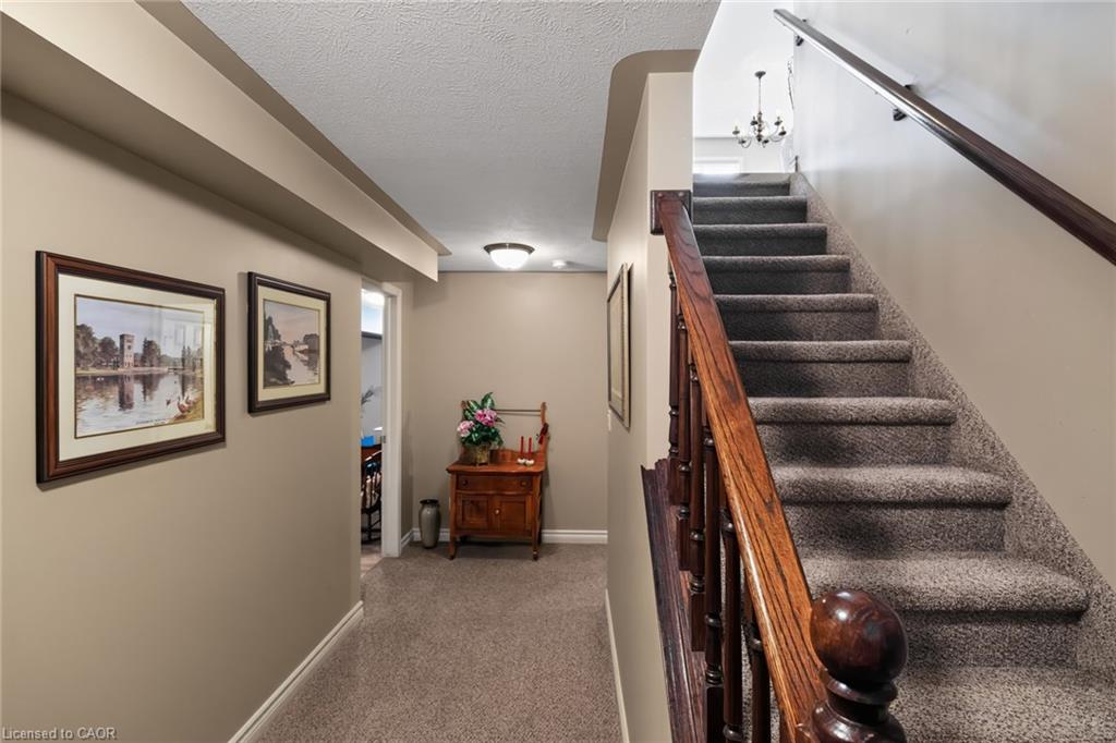 2 Millcroft Drive Property Photo 24