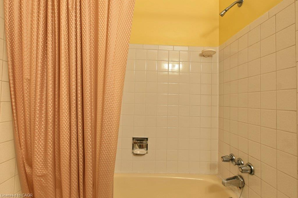 1535 Westminster Place Property Photo 18