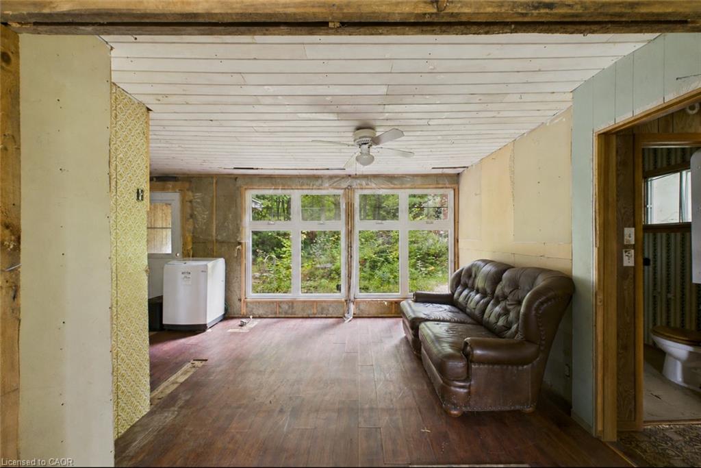 115 Broadbent Road Property Photo 3