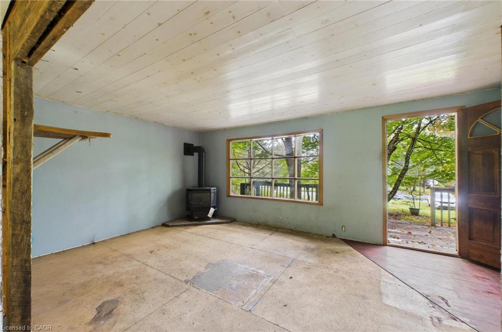 115 Broadbent Road Property Photo 5