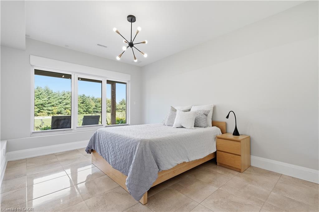 7 - 670 Bishopsgate Road Property Photo 38