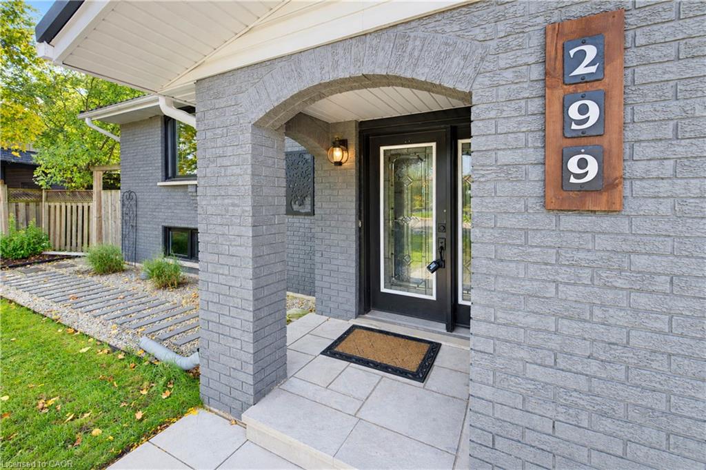 299 Creighton Court Property Photo 2