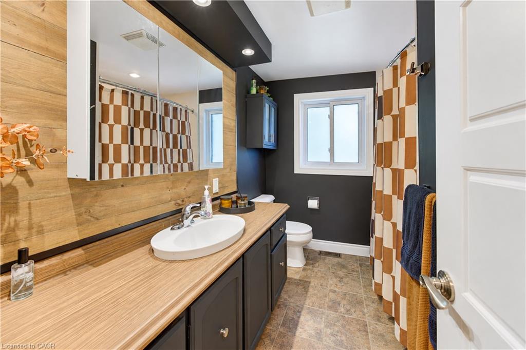 299 Creighton Court Property Photo 30