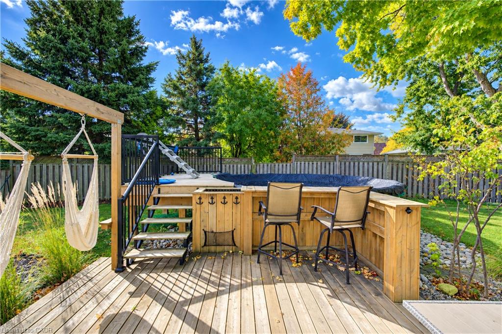 299 Creighton Court Property Photo 40