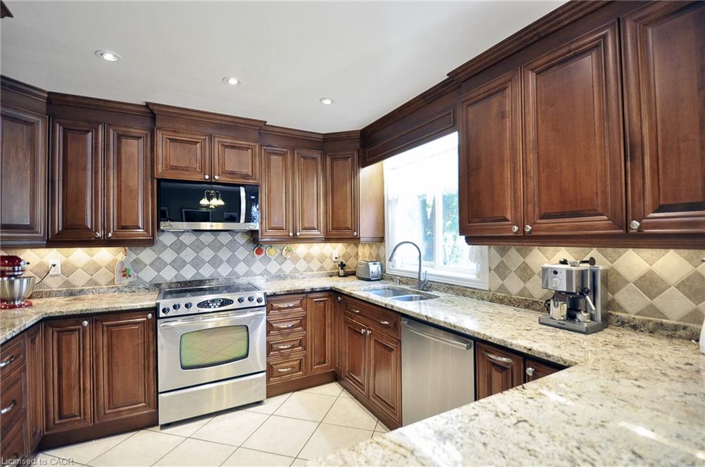 39 Peregrine Crescent Property Photo 8