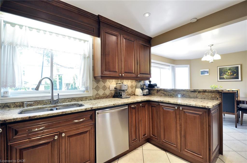 39 Peregrine Crescent Property Photo 9