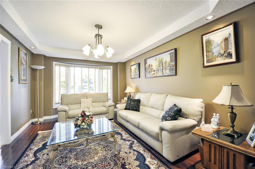 39 Peregrine Crescent Property Photo 13