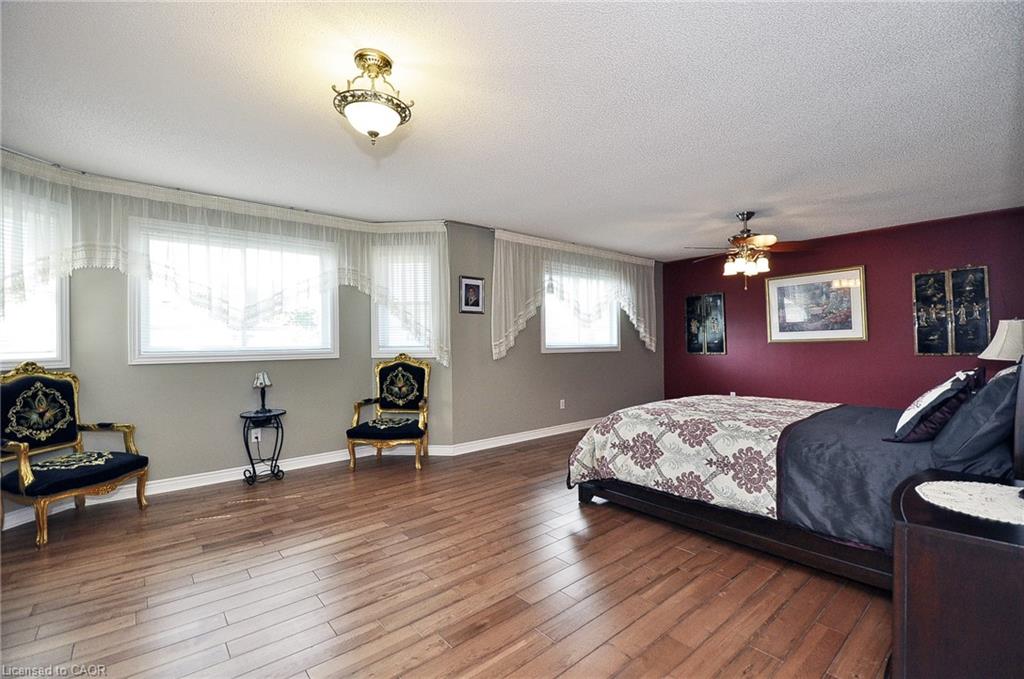 39 Peregrine Crescent Property Photo 18