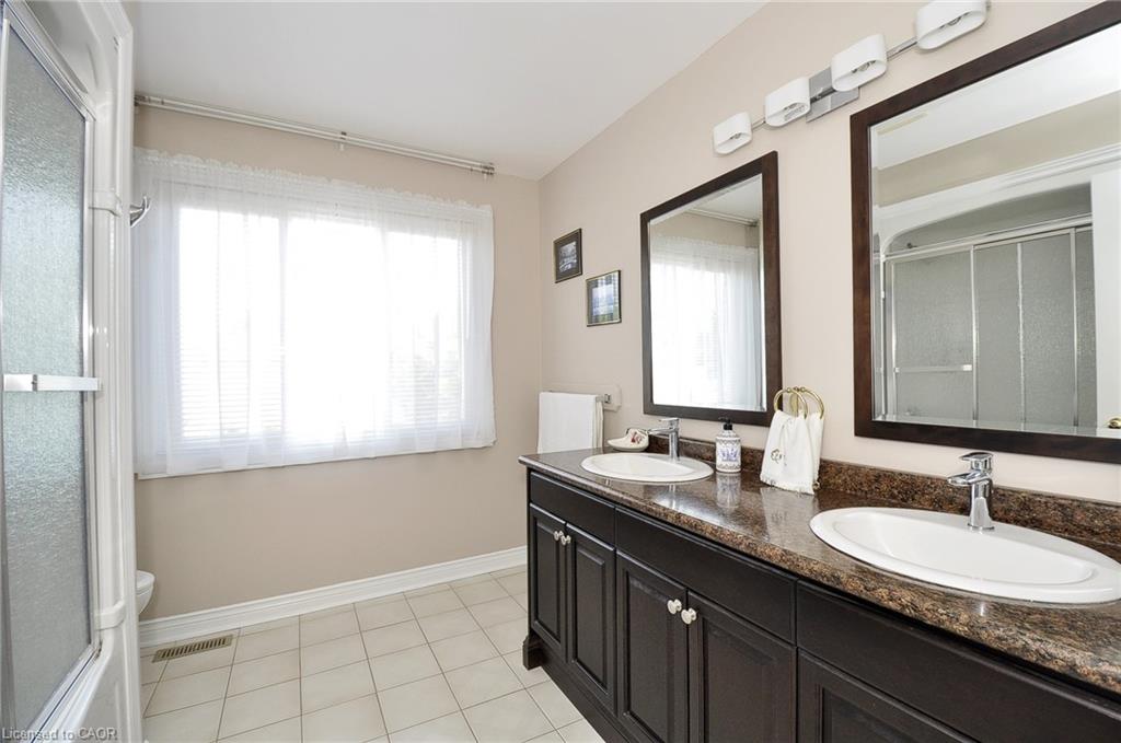 39 Peregrine Crescent Property Photo 24