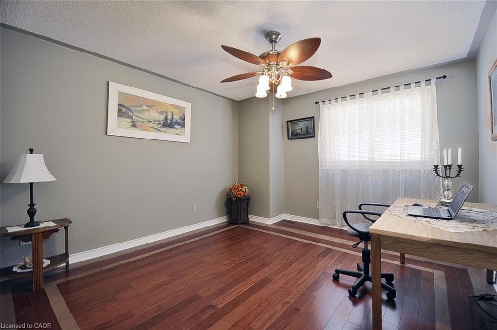 39 Peregrine Crescent Property Photo 25