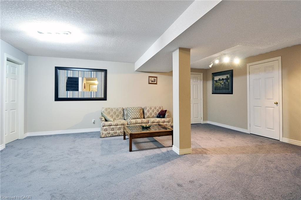 39 Peregrine Crescent Property Photo 27