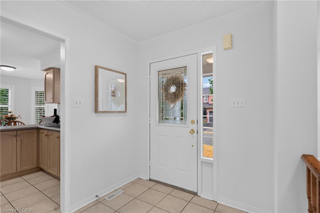 5555 Linwell Place Property Photo 4