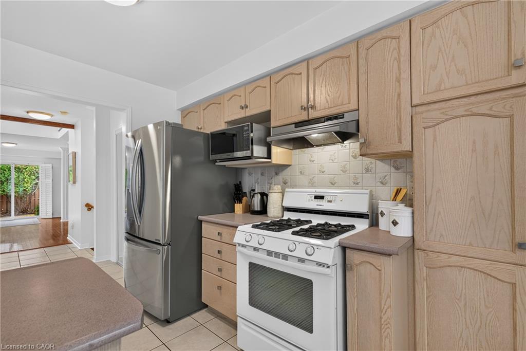 5555 Linwell Place Property Photo 7