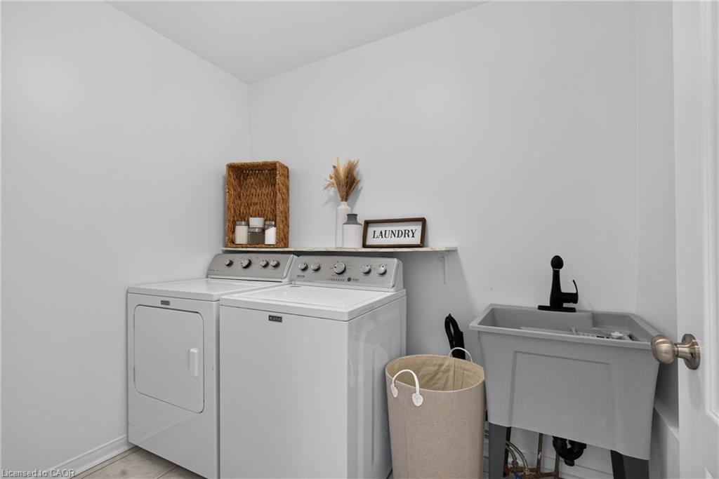 5555 Linwell Place Property Photo 14