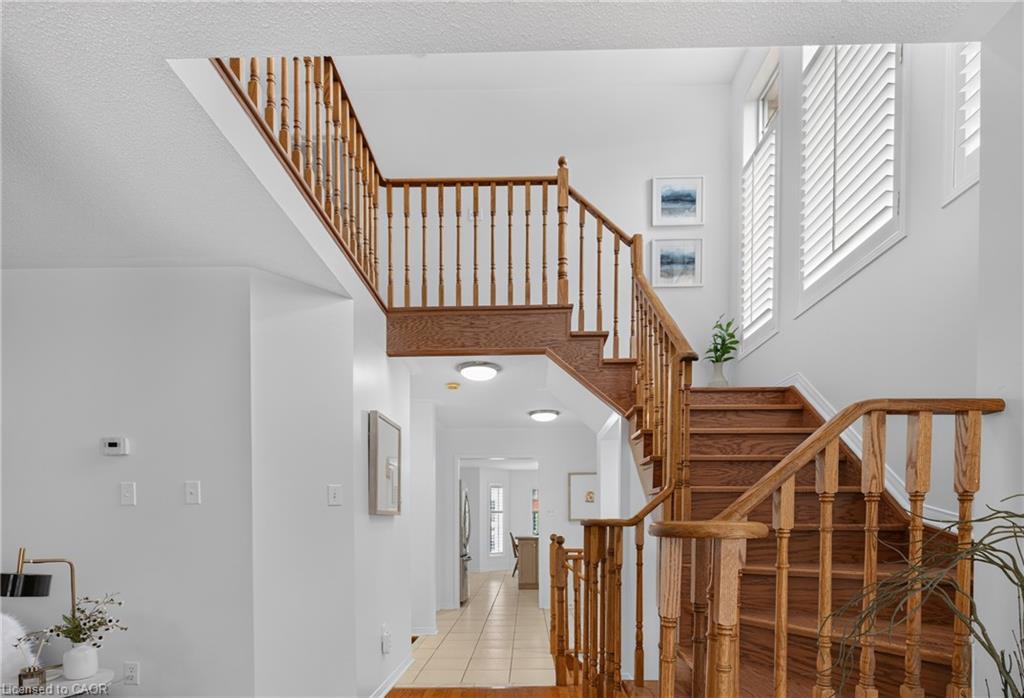 5555 Linwell Place Property Photo 18