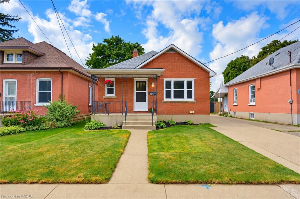 52 Burwell Street Property Photo 1