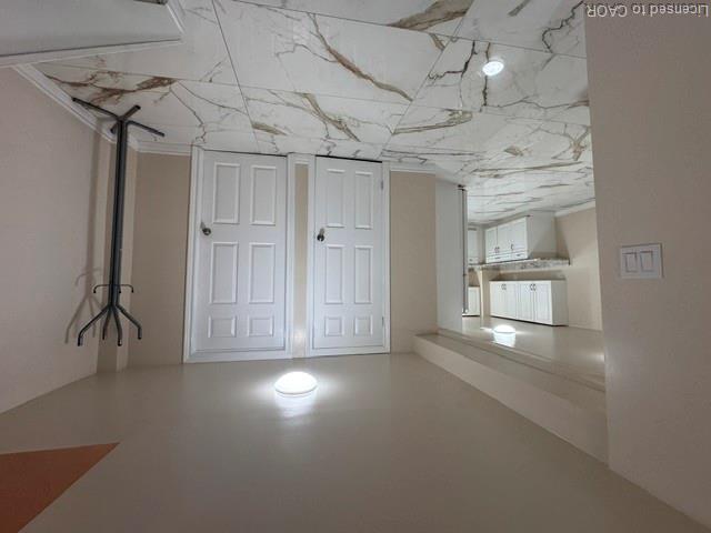 614 Fennell Avenue E Property Photo 10
