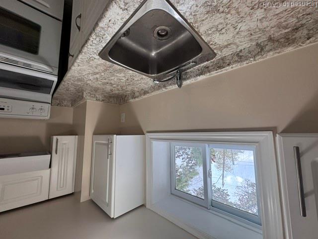 614 Fennell Avenue E Property Photo 12