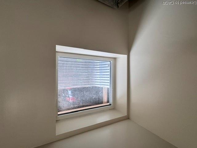 614 Fennell Avenue E Property Photo 15