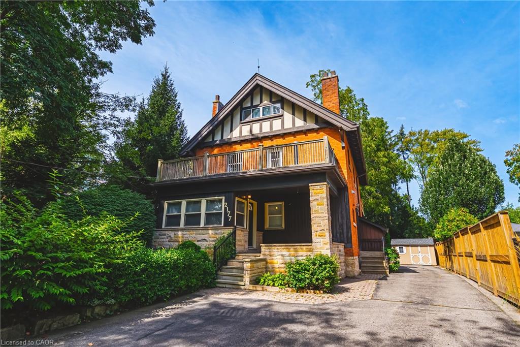 2177 Lakeshore Road Property Photo 1