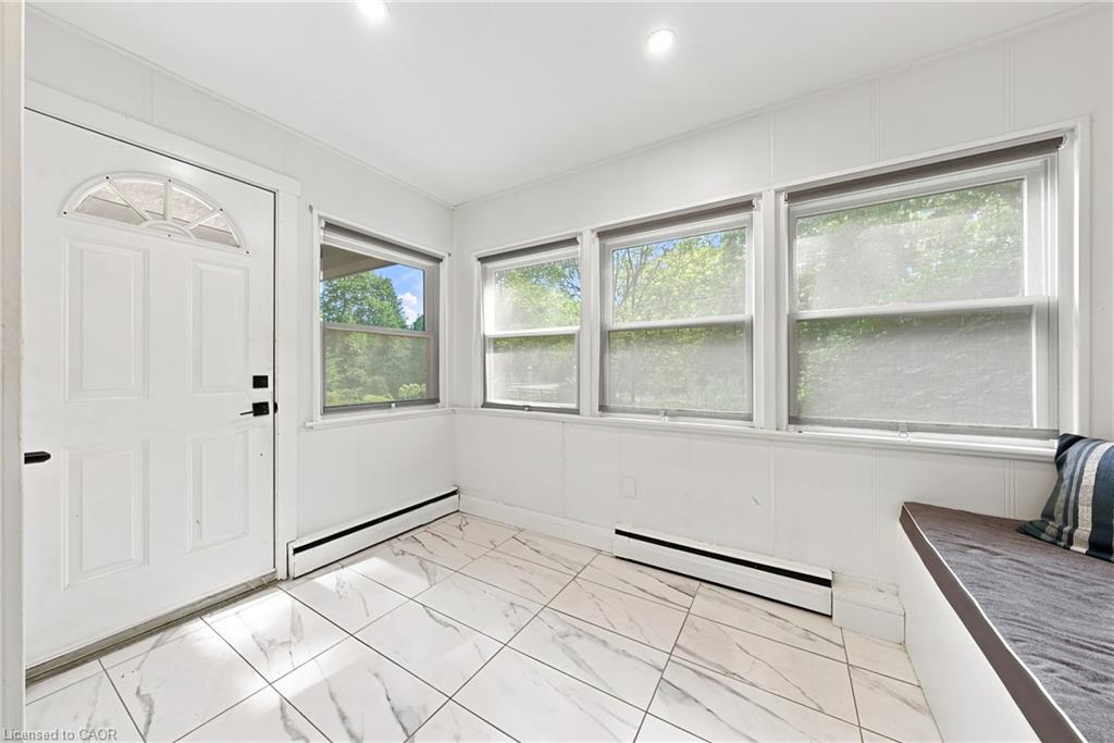 2177 Lakeshore Road Property Photo 3