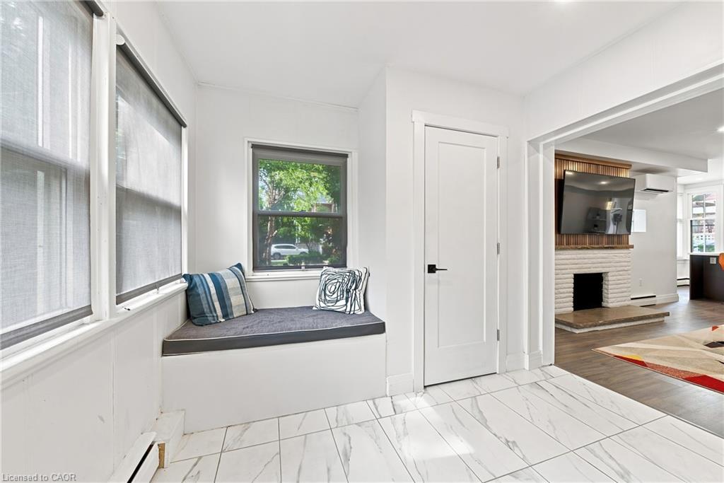 2177 Lakeshore Road Property Photo 4