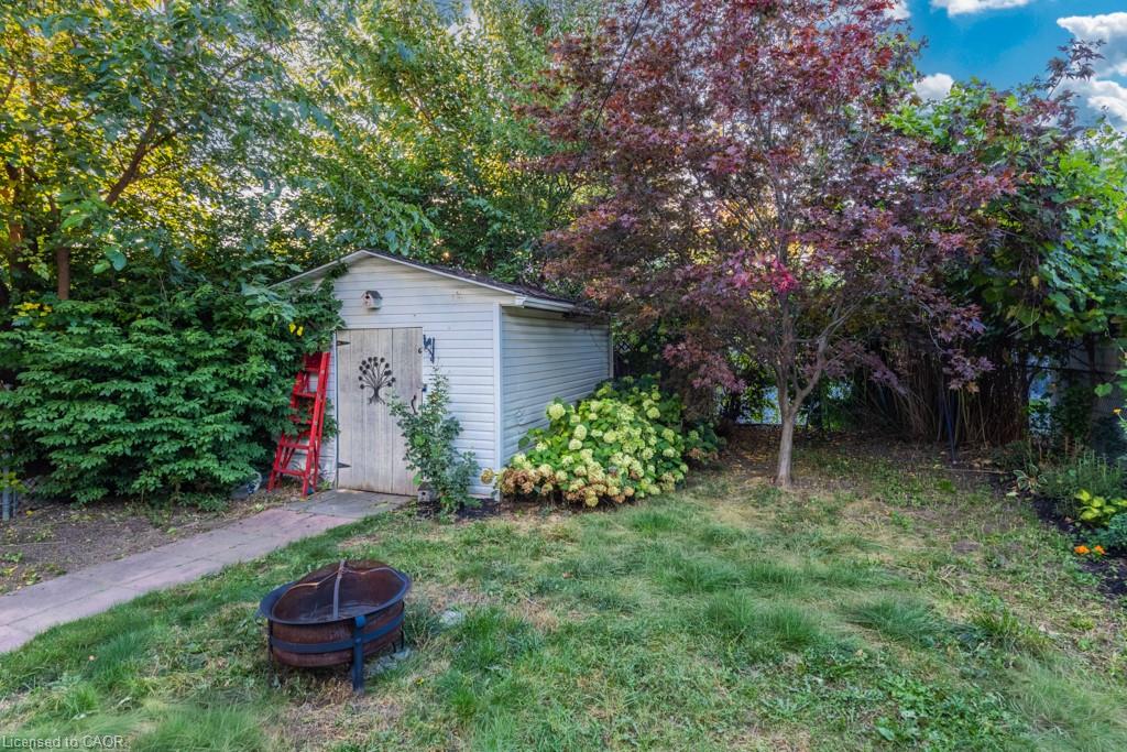 202 Huxley Avenue S Property Photo 46