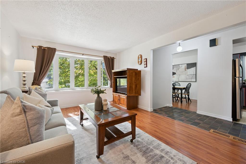 128 Briar Knoll Drive Property Photo 3
