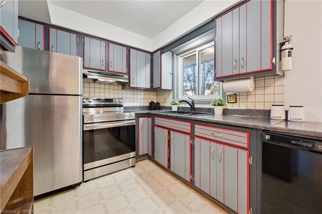 128 Briar Knoll Drive Property Photo 13
