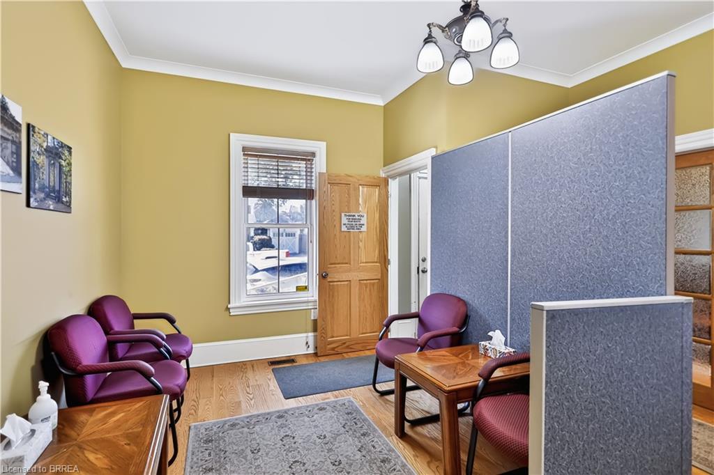241 Brant Avenue Property Photo 4