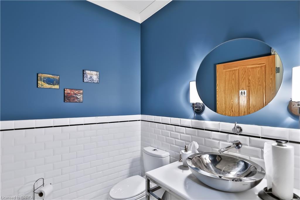 241 Brant Avenue Property Photo 8