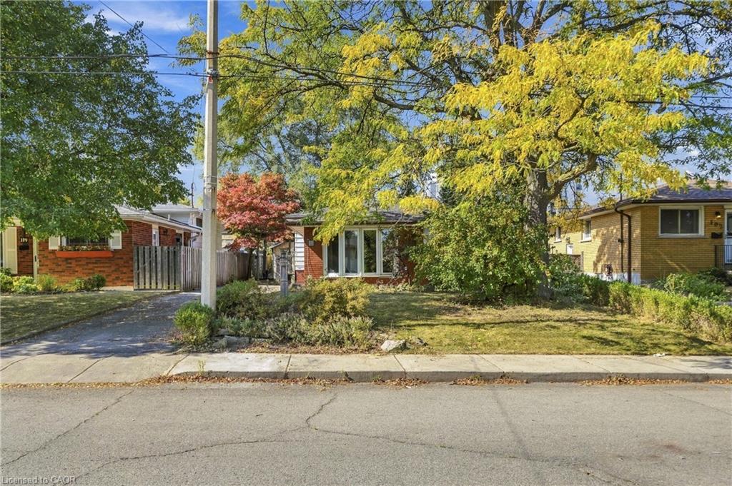 106 Victor Boulevard Property Photo 2