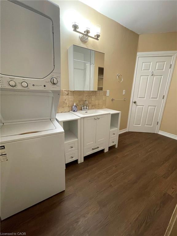 526 King Street E Property Photo 18