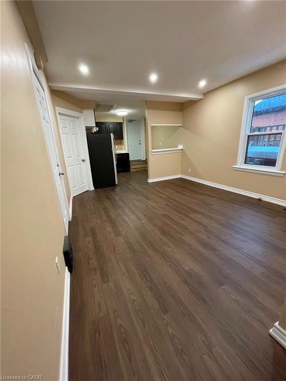 526 King Street E Property Photo 19