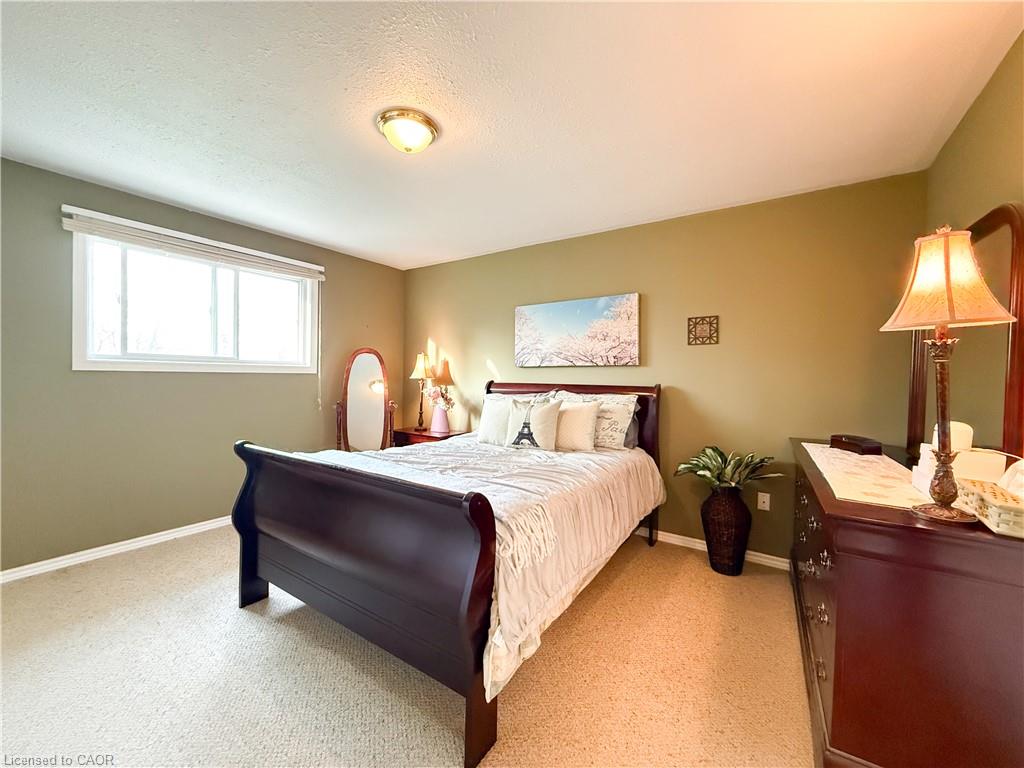 33a Lingwood Drive Property Photo 19