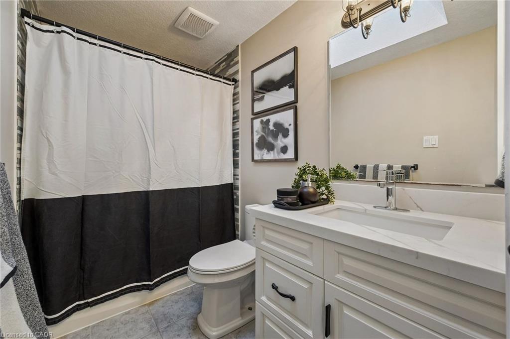 25 Amalia Crescent Property Photo 32