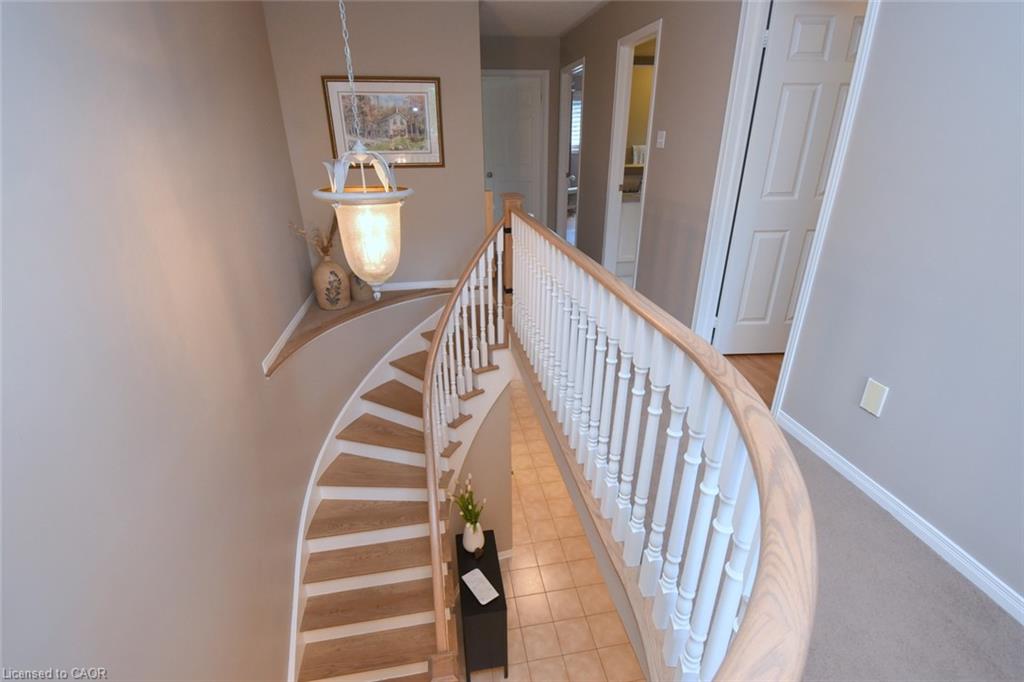 470 Amanda Crescent Property Photo 24