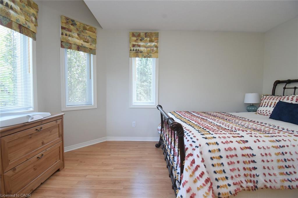 470 Amanda Crescent Property Photo 33