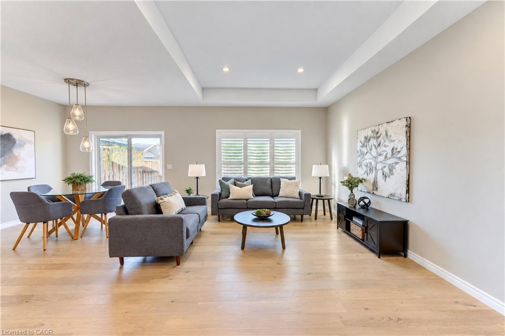 15 Matheson Crescent Property Photo 1