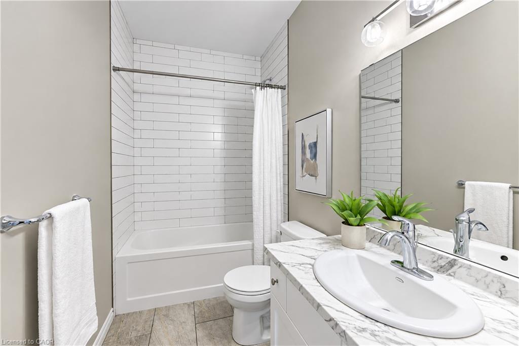 15 Matheson Crescent Property Photo 5