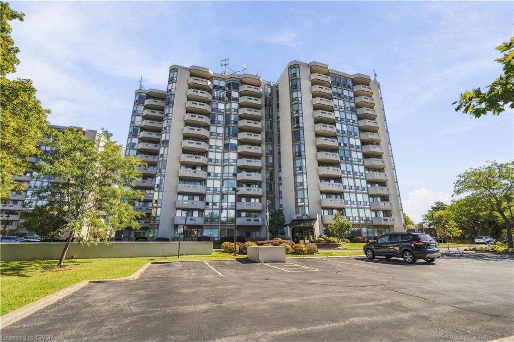 302-5070 Pinedale Avenue Property Photo 2