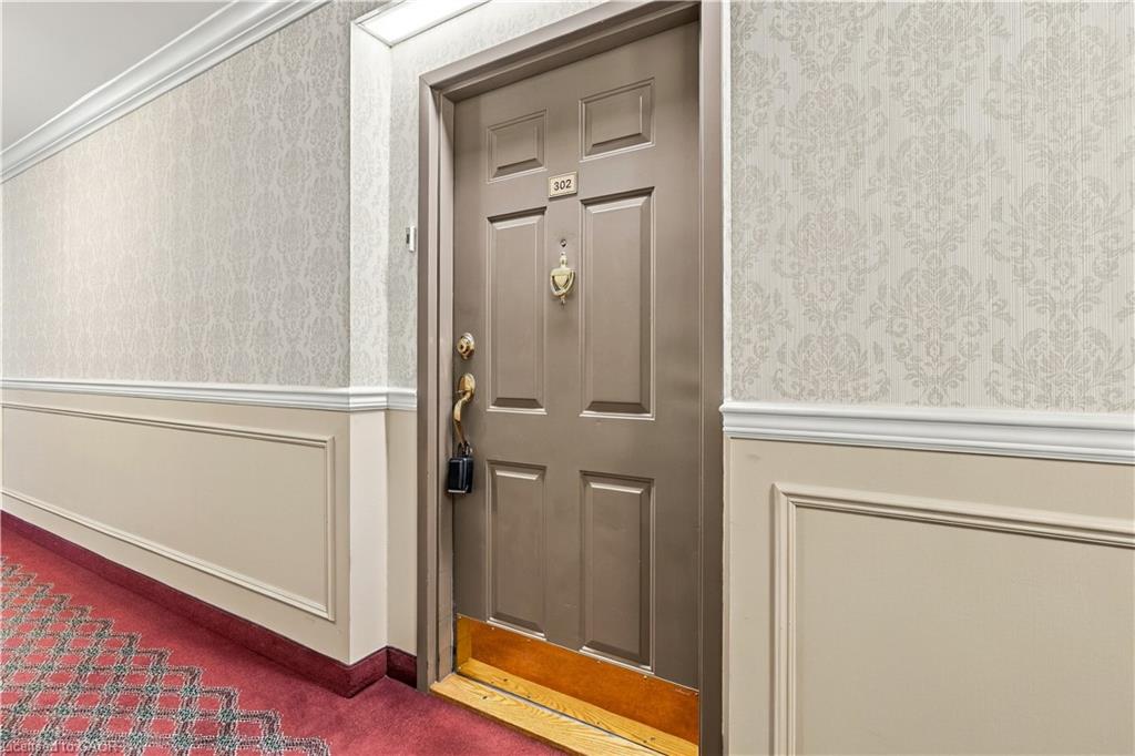 302-5070 Pinedale Avenue Property Photo 7