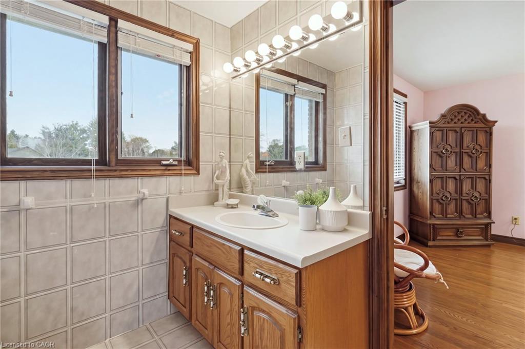 4 Nellida Crescent Property Photo 36