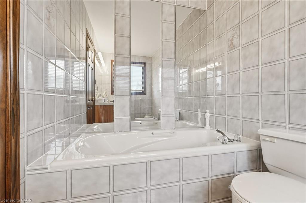 4 Nellida Crescent Property Photo 37