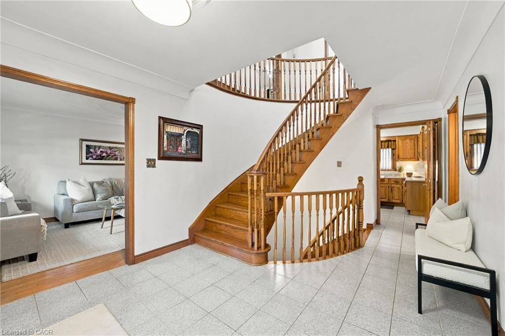 144 Lovers Lane Property Photo 5