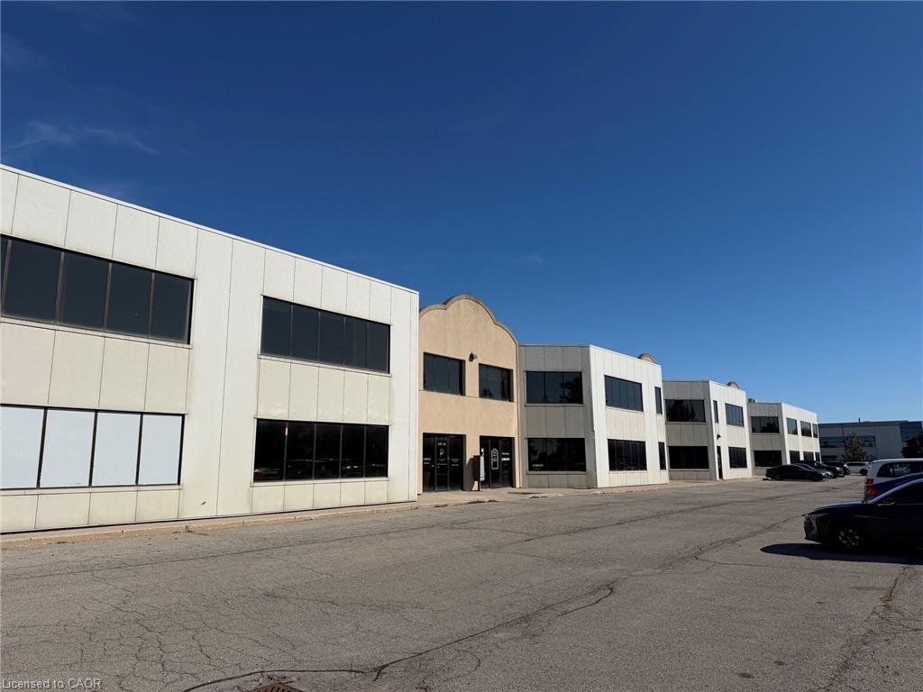 102-1377 Cormorant Road Property Photo 1