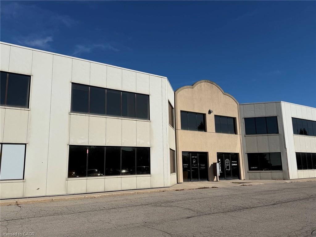 102-1377 Cormorant Road Property Photo 2
