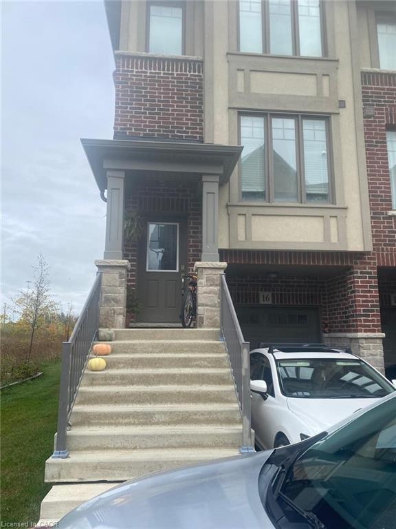 16 Pringle Lane Property Photo 2