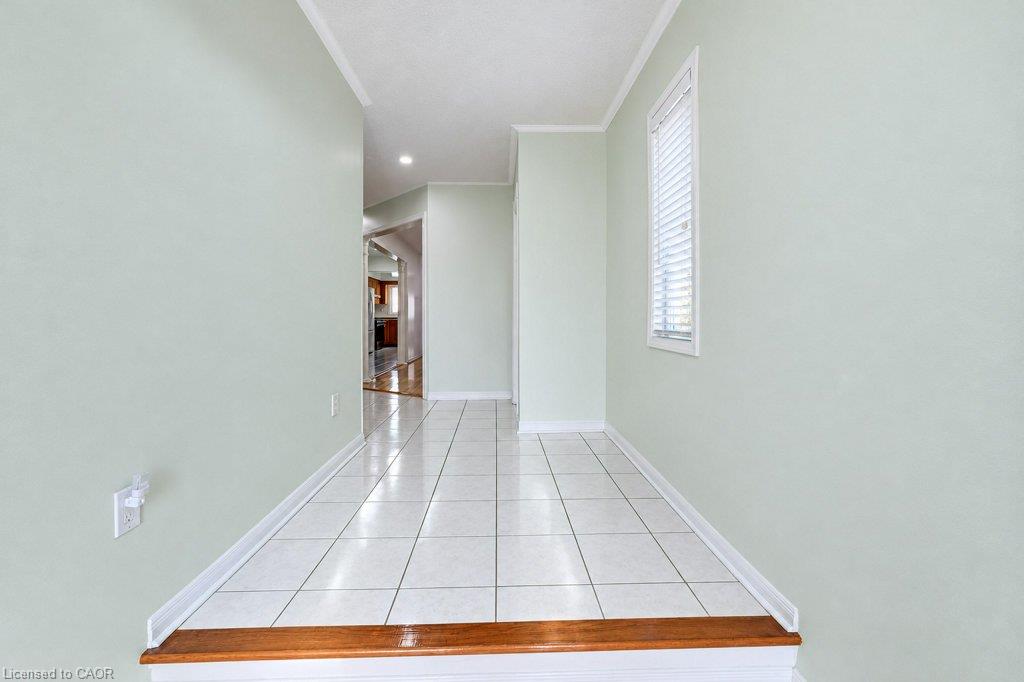 6484 Skipper Way Property Photo 4